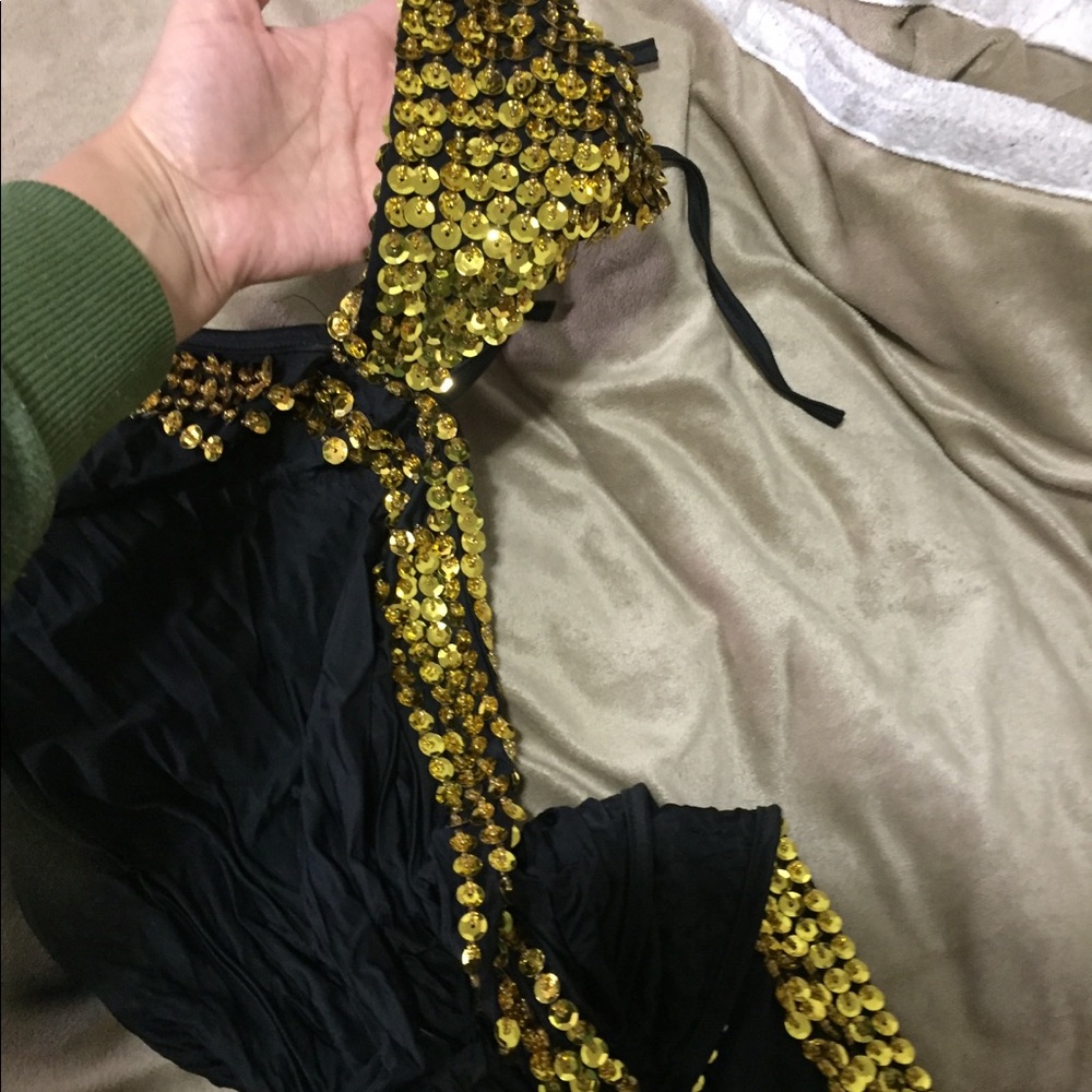 Belly dancing suit